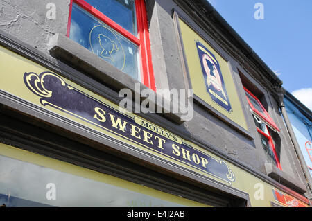 Enseigne à l'extérieur un traditionnel sweet shop Banque D'Images