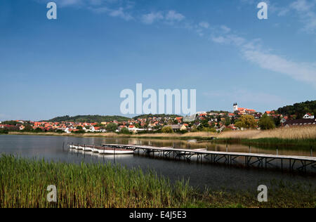 Le petit village de Tihany au Lac Balaton en Hongrie Banque D'Images