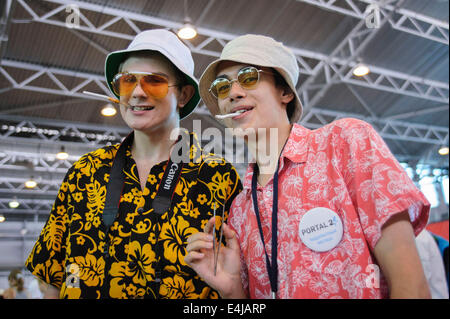 Saint-pétersbourg, Russie. 12 juillet, 2014. Les participants habillés comme des caractères à la quinzième festival cosplay de science-fiction "tarcon" à Saint-Pétersbourg. © Denis Tarasov/ZUMA/ZUMAPRESS.com/Alamy fil Live News Banque D'Images