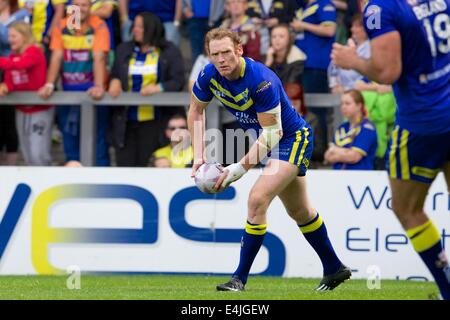 Warrington, Royaume-Uni. Le 13 juillet, 2014. Super League Rugby. Warrington Wolves contre London Broncos. Warrinton Les loups hooker Michael Monaghan en action. Credit : Action Plus Sport/Alamy Live News Banque D'Images