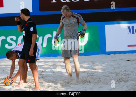 Moscou, Russie. Le 13 juillet, 2014. Euro Beach Soccer League, tournoi stade de Moscou. Match entre la Russie et l'Espagne Banque D'Images