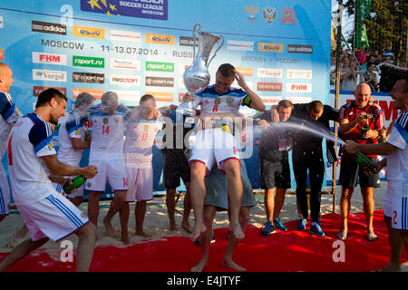 Moscou, Russie. Le 13 juillet, 2014. Euro Beach Soccer League, tournoi stade de Moscou. Match entre la Russie et l'Espagne Banque D'Images