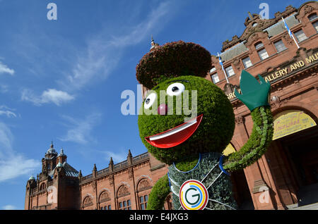 Clyde, le Thistle homme mascotte pour les Jeux du Commonwealth 2014 à Glasgow Banque D'Images