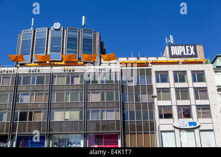 Prague Duplex Bar sur la terrasse de la maison, place Venceslas, Prague Banque D'Images