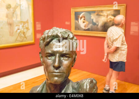 Brisbane Australie,South Brisbane,Centre culturel,centre,Queensland Art Gallery,peintures,seniors citoyens,pensionné,retraités,retraités Banque D'Images