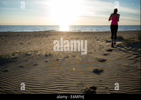 Coucher de Soleil sur le sable Banque D'Images