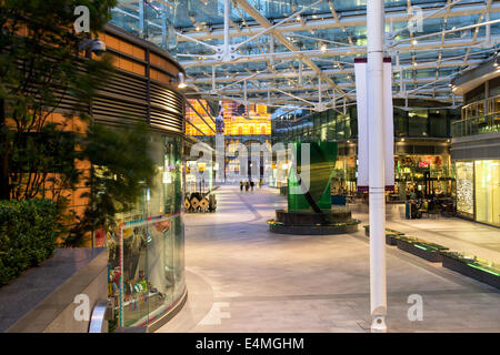Le Cardinal Place Shopping Centre Victoria London UK Banque D'Images