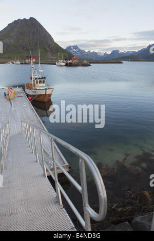 Pêche à la faucheuse à Ramberg, Norvège Banque D'Images