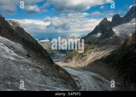 Vol d'avion de tourisme sur le Massif du Mont Blanc, Rhone-Alp[es region, France Banque D'Images