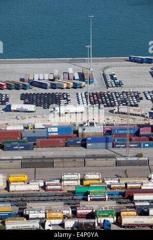 Port de Barcelone à Barcelone, Catalogne, Espagne, vue de dessus. Banque D'Images