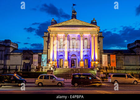 La Tate Britain nuit London UK Banque D'Images