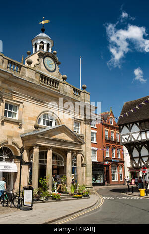 Royaume-uni, Angleterre, Shropshire, Ludlow, Market Street, l'Buttercross, construit entre 1743-46 Banque D'Images