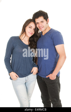Cute couple latin habillé de bleu Banque D'Images