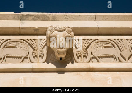 L'EUROPE, Croatie, Dalmatie, Cavtat, mausolée de la famille Racic, créé par sculpture Ivan Mestrovic (1883 - 1962), détail Banque D'Images