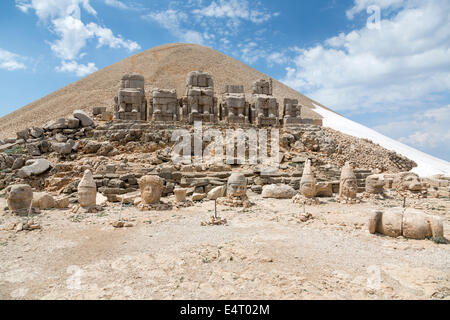 Des statues de dieux, terrasse est, ou Nemrut Nemrud Dagh, Anatolie, Turquie Banque D'Images