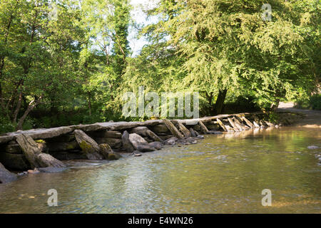 Clapper bridge à Tarr Étapes, Exmoor, UK Banque D'Images