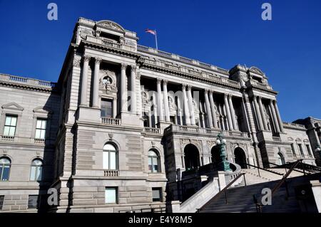 Washington, DC : les Beaux Arts façade de l'immeuble Thomas Jefferson de la Bibliothèque du Congrès Banque D'Images