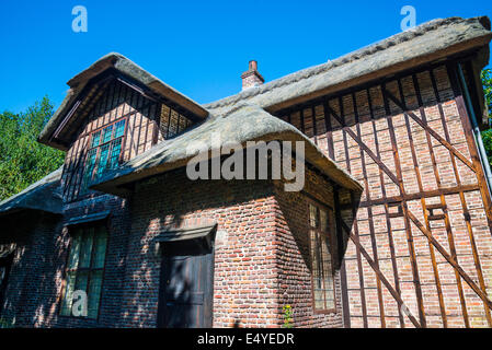 Le Cottage de la Reine Charlotte, Kew Royal Botanic Gardens, London, UK Banque D'Images