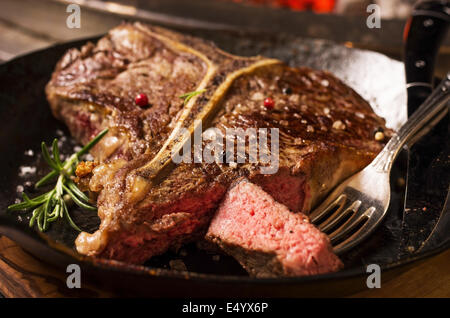 t-bone steak Banque D'Images