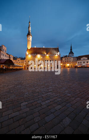 Place de l'hôtel de ville à Tallinn Banque D'Images