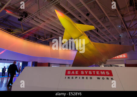 BAE Systems Typhoon jet fighter présentation modèle, exposé au salon de Farnborough, Angleterre. Banque D'Images