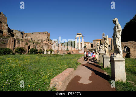 Italie, Rome, Forum romain, Casa delle Vestali (Maison des Vestales) Banque D'Images