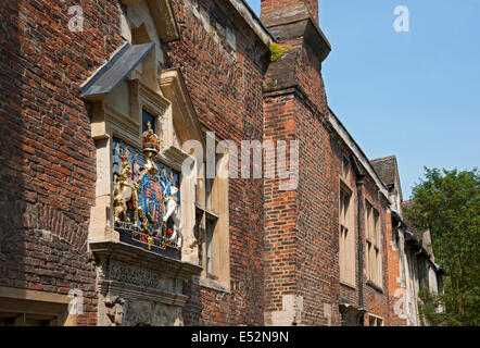 Gros plan de la façade de Kings Manor extérieur York Nord Yorkshire Angleterre Royaume-Uni Grande-Bretagne Banque D'Images