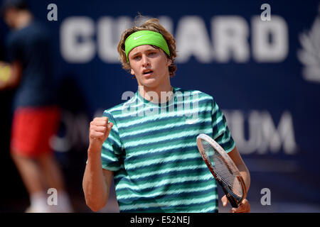 Hambourg, Allemagne. 18 juillet, 2014. Alexander l'Allemagne au cours de l'Zverev tournoi ATP quarts contre l'Allemagne Kamke à Hambourg, Allemagne, 18 juillet 2014. Photo : Daniel Reinhardt/dpa/Alamy Live News Banque D'Images