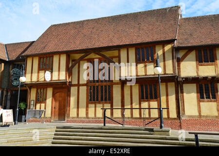 Zizzi Restaurant Italien, High Street, Uxbridge, Département de Hillington, Greater London, Angleterre, Royaume-Uni Banque D'Images