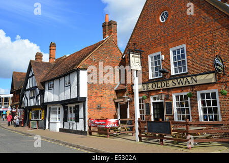 Ye Olde Swan Pub, High Street, Burnham, Buckinghamshire, Angleterre, Royaume-Uni Banque D'Images