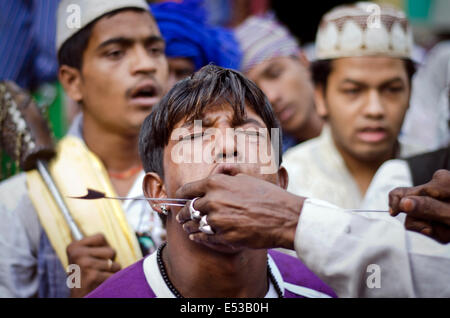 Fakir soufi, du pèlerinage annuel sur le tombeau de saint Soufi musulman ,Kwaja Gharib Nawaz d'Ajmer, Inde Banque D'Images