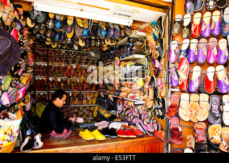 Tafraoute, célèbre pour la fabrication des paniers de vêtements,Chaussons,Bijoux,Bonjour,paysage montagneux,inférieure Atlas,Maroc Banque D'Images