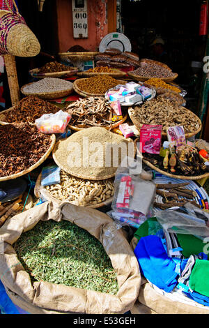 Tafraoute, célèbre pour la fabrication des paniers de vêtements,Chaussons,Bijoux,Bonjour,paysage montagneux,inférieure Atlas,Maroc Banque D'Images