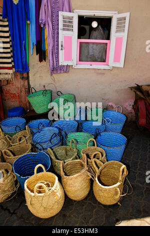 Tafraoute, célèbre pour la fabrication des paniers de vêtements,Chaussons,Bijoux,Bonjour,paysage montagneux,inférieure Atlas,Maroc Banque D'Images