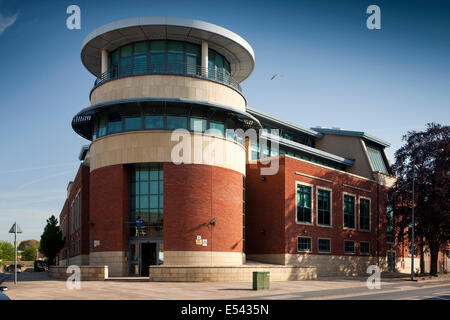 Royaume-uni, Angleterre, Worcestershire, Worcester, Castle Street, West Mercia bâtiment de Police Banque D'Images