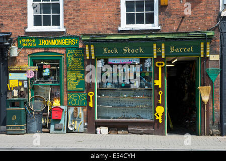 La boutique de quincaillerie à Hereford, Herefordshire, Angleterre, Royaume-Uni Banque D'Images