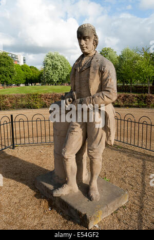 James Watt statue devant le Palais du Peuple sur Glasgow Green Banque D'Images