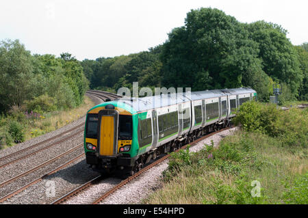 London Midland train diesel de la classe 172 Banque D'Images