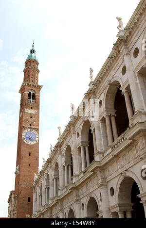 Superbe Basilique palladienne sur la piazza dei Signori à Vicenza en Italie Banque D'Images