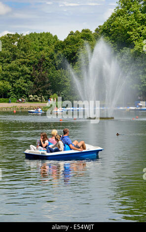 Le lac Victoria Park, London SW4, Royaume-Uni Banque D'Images