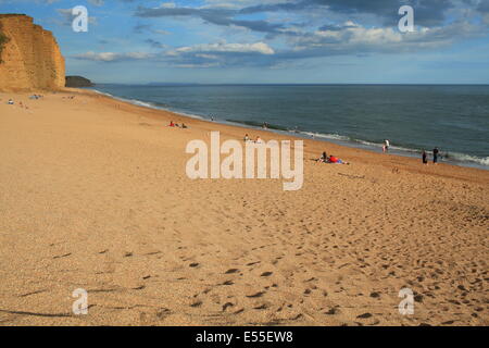 La plage d'East Cliff, West Bay, Dorset, England, UK Banque D'Images