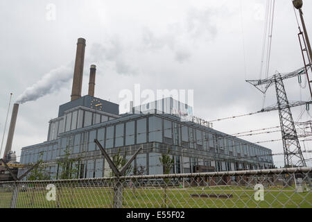 Amercentrale, power plant appartenant à Essent en Geertruidenberg aux Pays-Bas Banque D'Images