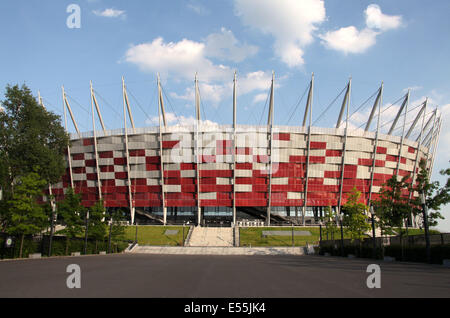 Stade National de Varsovie appelé Stadion Narodowy qui dispose d'un toit escamotable Banque D'Images
