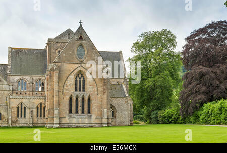 Abbaye PLUSCARDEN entouré d'arbres près d'ELGIN MORAY ECOSSE Banque D'Images