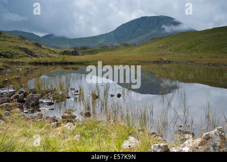 Grande Fin de Seathwaite tomba, Lake District, Cumbria Banque D'Images