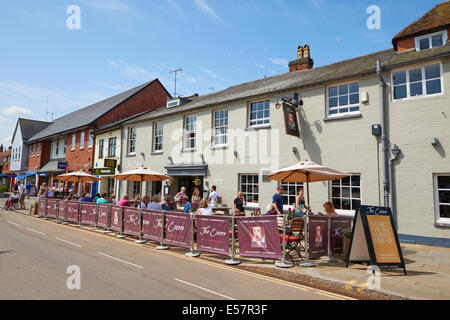 Afficher le long de Waterside Stratford-Upon-Avon Warwickshire UK Banque D'Images