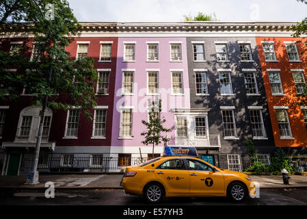 New York, NY 15 Juillet 2014 - MacDougal Street dans Greenwich Village ©Stacy Walsh Rosenstock/Alamy Banque D'Images