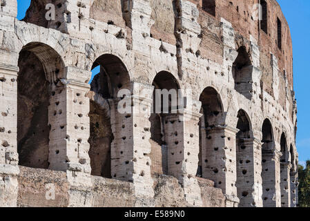 Détail extérieur, le Colisée, Rome, Italie Banque D'Images