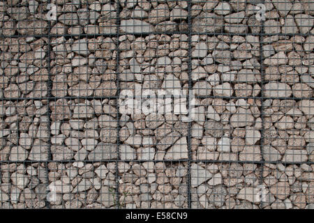 Centre des marais de Hackney, London Borough of London, UK. Blocs de gabions extérieur Détail Banque D'Images