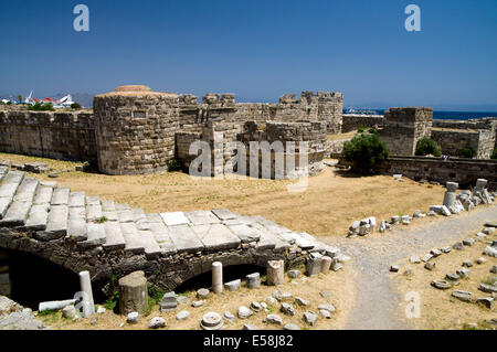 Château de Neratzia construit au 14ème siècle par les Chevaliers de Saint John, Kos Town, Kos, îles du Dodécanèse, Grèce. Banque D'Images